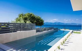 Theros Suites